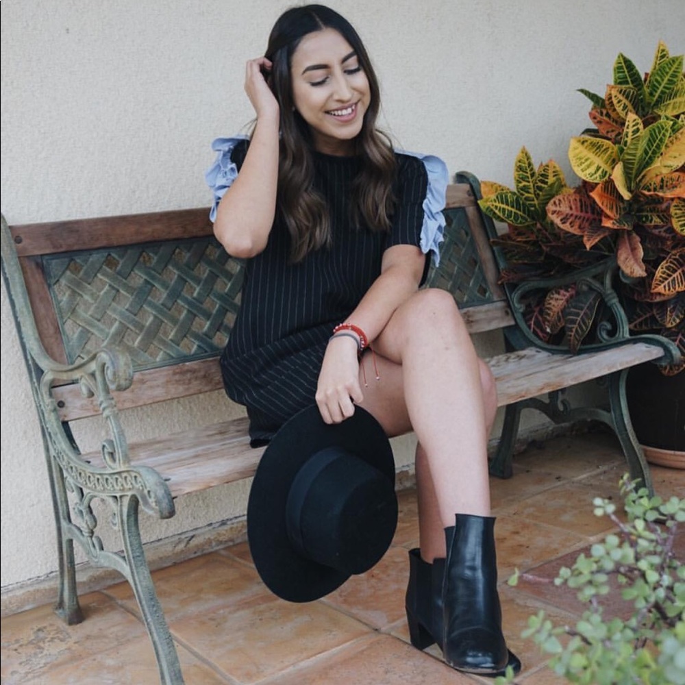 Zara pinstriped, ruffle shift dress